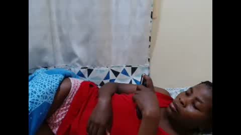 Snapshot of bilia_ebony chatting on 01-29-25, 04:15 Bilia online show from 01-29-25, 04:15