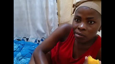 Snapshot of bilia_ebony chatting on 02-02-25, 04:43 Bilia online show from 02-02-25, 04:43
