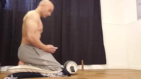 Bilie online show from 12-20-25, 07:32