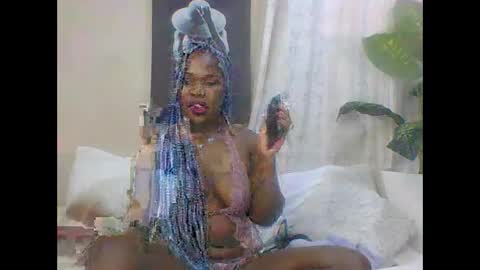 Snapshot of bilion_ass chatting on 11-25-25, 11:32 TREZAH online show from 11-25-25, 11:32