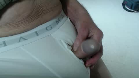 Snapshot of billee577 chatting on 04-12-26, 01:27 billee577 online show from 04-12-26, 01:27