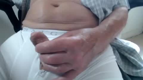 Snapshot of billee577 chatting on 07-28-26, 02:24 billee577 online show from 07-28-26, 02:24