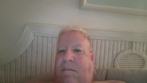 Snapshot of billernest99 chatting on 08-01-26, 04:01 billernest99 online show from 08-01-26, 04:01
