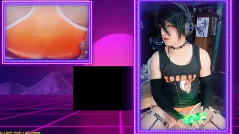 billie_cross_ online show from 12-14-25, 08:09