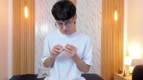 Billie online show from 11-28-25, 03:42