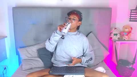 Snapshot of billie_turner_ chatting on 09-29-25, 07:35 B-I-L-L-I-E 3 online show from 09-29-25, 07:35