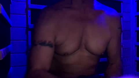 Snapshot of billy471 chatting on 12-05-24, 03:39 billy471 online show from 12-05-24, 03:39