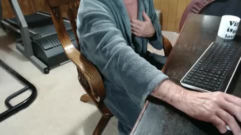 Snapshot of billy471 chatting on 01-12-25, 01:37 billy471 online show from 01-12-25, 01:37