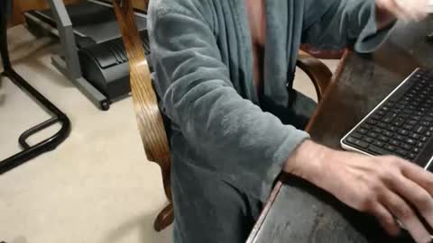 Snapshot of billy471 chatting on 01-18-26, 01:37 billy471 online show from 01-18-26, 01:37