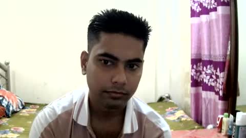 Snapshot of birbikrom104 chatting on 06-10-26, 08:13 birbikrom104 online show from 06-10-26, 08:13