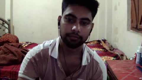 Snapshot of birbikrom104 chatting on 06-24-26, 05:01 birbikrom104 online show from 06-24-26, 05:01
