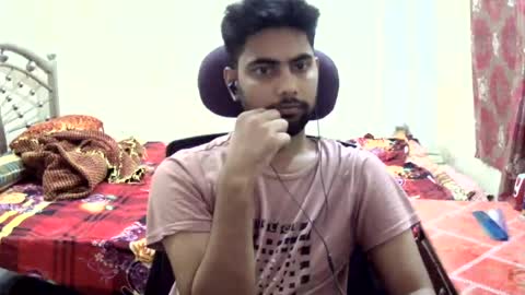 Snapshot of birbikrom104 chatting on 07-02-26, 04:57 birbikrom104 online show from 07-02-26, 04:57