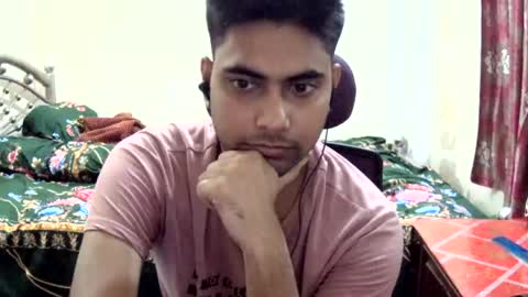 Snapshot of birbikrom104 chatting on 07-08-26, 05:39 birbikrom104 online show from 07-08-26, 05:39