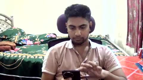 Snapshot of birbikrom104 chatting on 07-11-26, 06:32 birbikrom104 online show from 07-11-26, 06:32