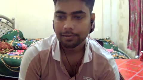 Snapshot of birbikrom104 chatting on 07-12-26, 06:37 birbikrom104 online show from 07-12-26, 06:37