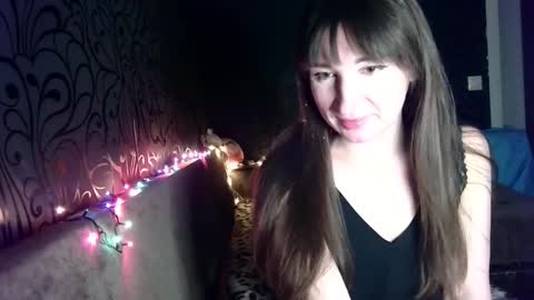 Snapshot of birdie_kiss chatting on 02-16-26, 07:43 birdie_kiss online show from 02-16-26, 07:43