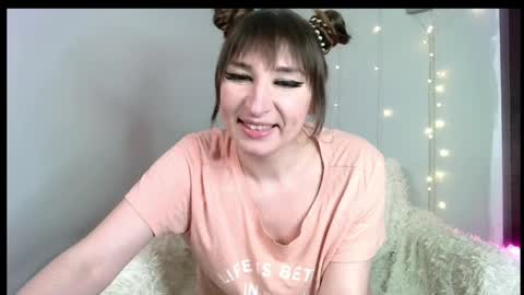 birdie_kiss online show from 04-17-26, 07:28