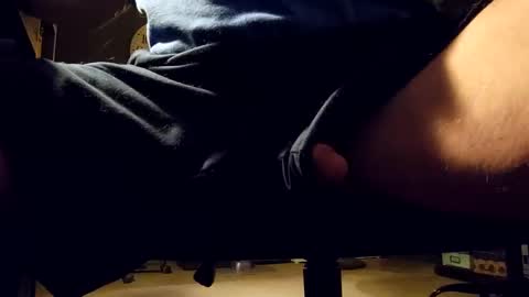 Snapshot of bkupsguy chatting on 12-29-24, 03:22 bkupsguy online show from 12-29-24, 03:22