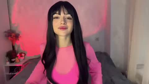 Snapshot of bl4ck_velvet chatting on 10-16-25, 01:45 Kitty online show from 10-16-25, 01:45