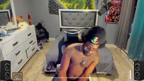 Plant Base Streamers From Pennsylvania online show from 02-07-25, 11:55