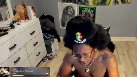 Plant Base Streamers From Pennsylvania online show from 11-04-25, 11:59