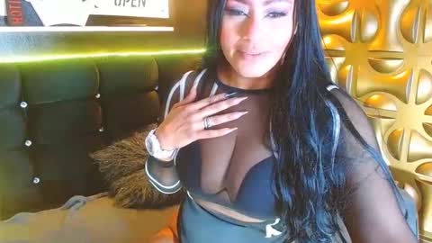 Snapshot of black_ambar chatting on 12-04-24, 03:37 Ambar online show from 12-04-24, 03:37