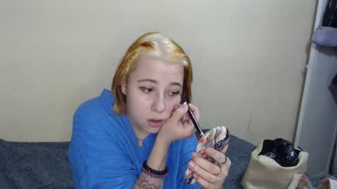 Black CatLove online show from 12-17-25, 05:24