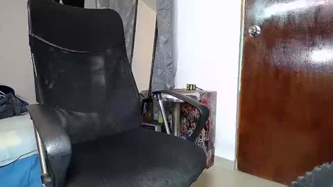 Snapshot of black_diamond_t chatting on 01-09-25, 02:18 Black Diamond online show from 01-09-25, 02:18