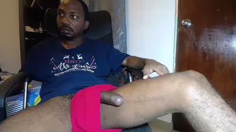 Snapshot of black_diamond_t chatting on 01-20-25, 11:32 Black Diamond online show from 01-20-25, 11:32