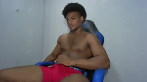 Snapshot of black_dicck chatting on 05-25-26, 04:13 tu morenito online show from 05-25-26, 04:13