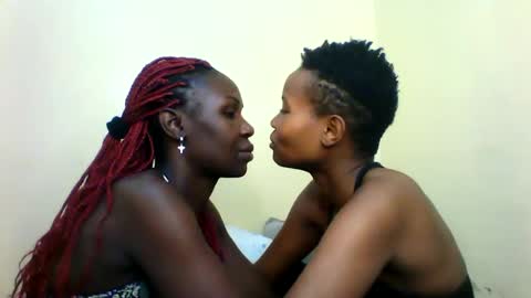 black_divas1 online show from 02-21-26, 06:36