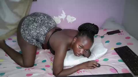 Snapshot of black_drip chatting on 02-25-26, 12:04 black_drip online show from 02-25-26, 12:04