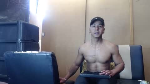 black_hot26 online show from 01-04-25, 05:47