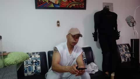 black_hot26 online show from 09-29-25, 04:23