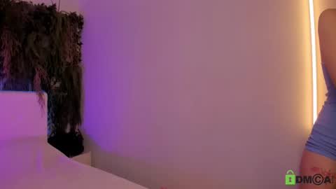 Jenny online show from 10-10-25, 11:42