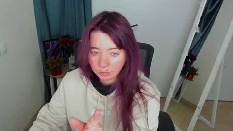  Black Kittie    Wednesday - 1300 - 1900 GMT help me get 100 thumbs up online show from 01-07-26, 01:35