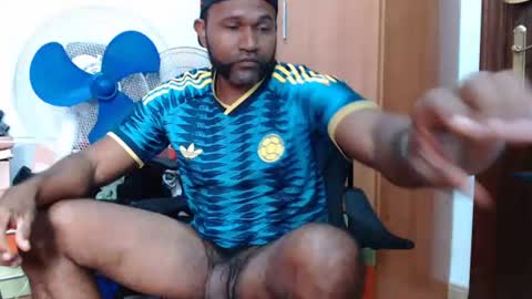 black_latino6 online show from 06-23-26, 10:57