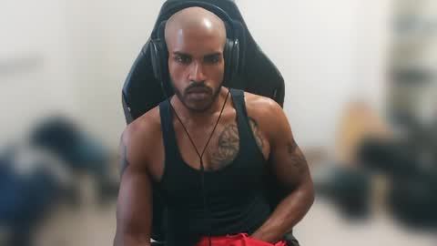 Snapshot of black_lollipop chatting on 05-02-26, 11:26 Master online show from 05-02-26, 11:26