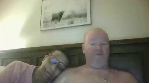 black_n_white4 online show from 12-11-24, 10:25