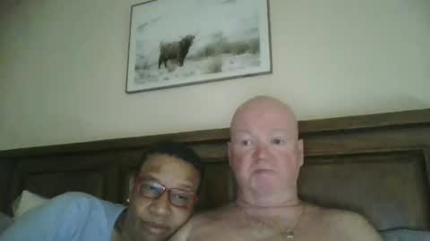 black_n_white4 online show from 01-04-25, 10:34