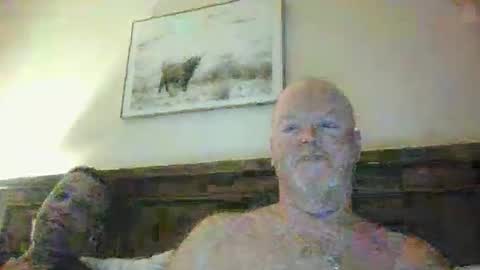 Snapshot of black_n_white4 chatting on 01-14-26, 10:21 black_n_white4 online show from 01-14-26, 10:21