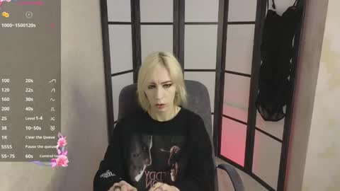 Snapshot of black_orchides chatting on 05-02-26, 08:19 Emily online show from 05-02-26, 08:19