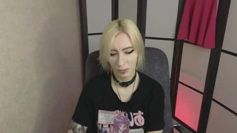 Snapshot of black_orchides chatting on 06-03-26, 08:39 Emily online show from 06-03-26, 08:39