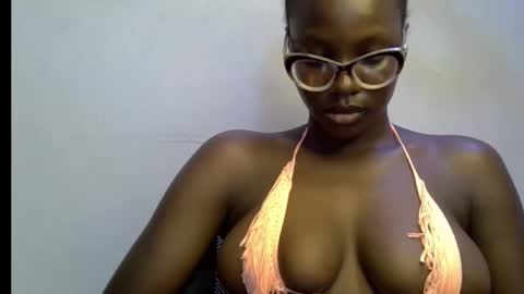 Snapshot of black_petitqueen12 chatting on 12-14-25, 08:52 BLACK online show from 12-14-25, 08:52