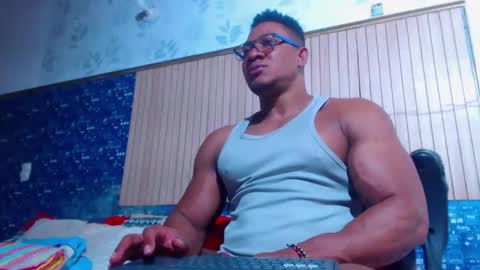 duglas online show from 03-20-26, 05:51