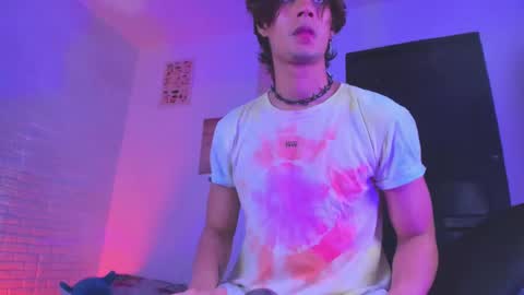 Bryan  online show from 09-10-25, 01:38