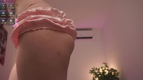 Snapshot of black_storm69 chatting on 04-08-26, 04:18 Jane online show from 04-08-26, 04:18