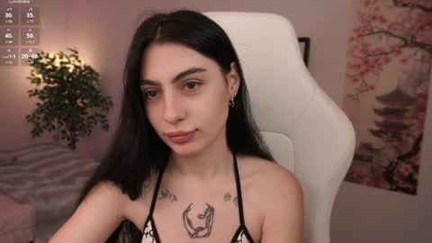 Snapshot of black_storm69 chatting on 04-09-26, 03:17 Jane online show from 04-09-26, 03:17