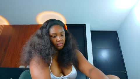 Snapshot of black_treassure chatting on 06-08-26, 11:32 black_treassure online show from 06-08-26, 11:32