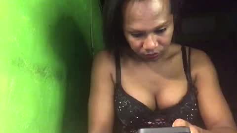 Snapshot of blackasiancockts chatting on 03-05-25, 12:55 Crystal online show from 03-05-25, 12:55